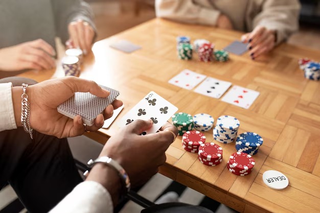 Live BandarQ dealer stream on mobile phone